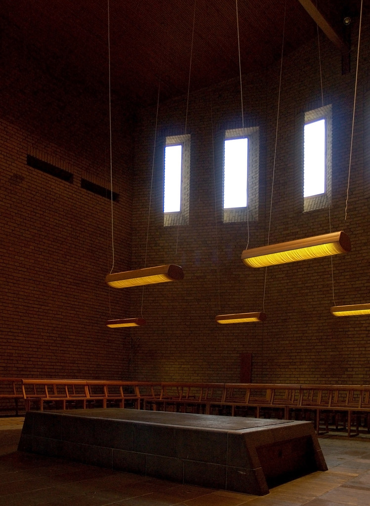 Cómo Elegir la Iluminación Perfecta para Cada Habitación